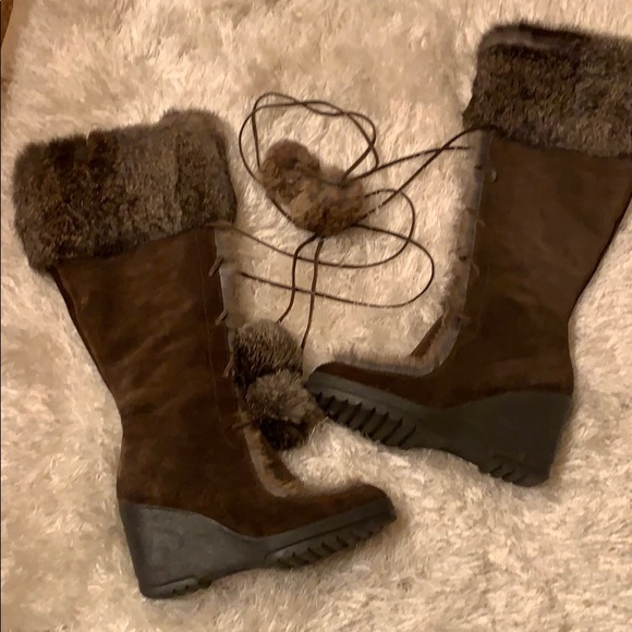 Coach Karita Suede Rabbit - Picture 2 of 8